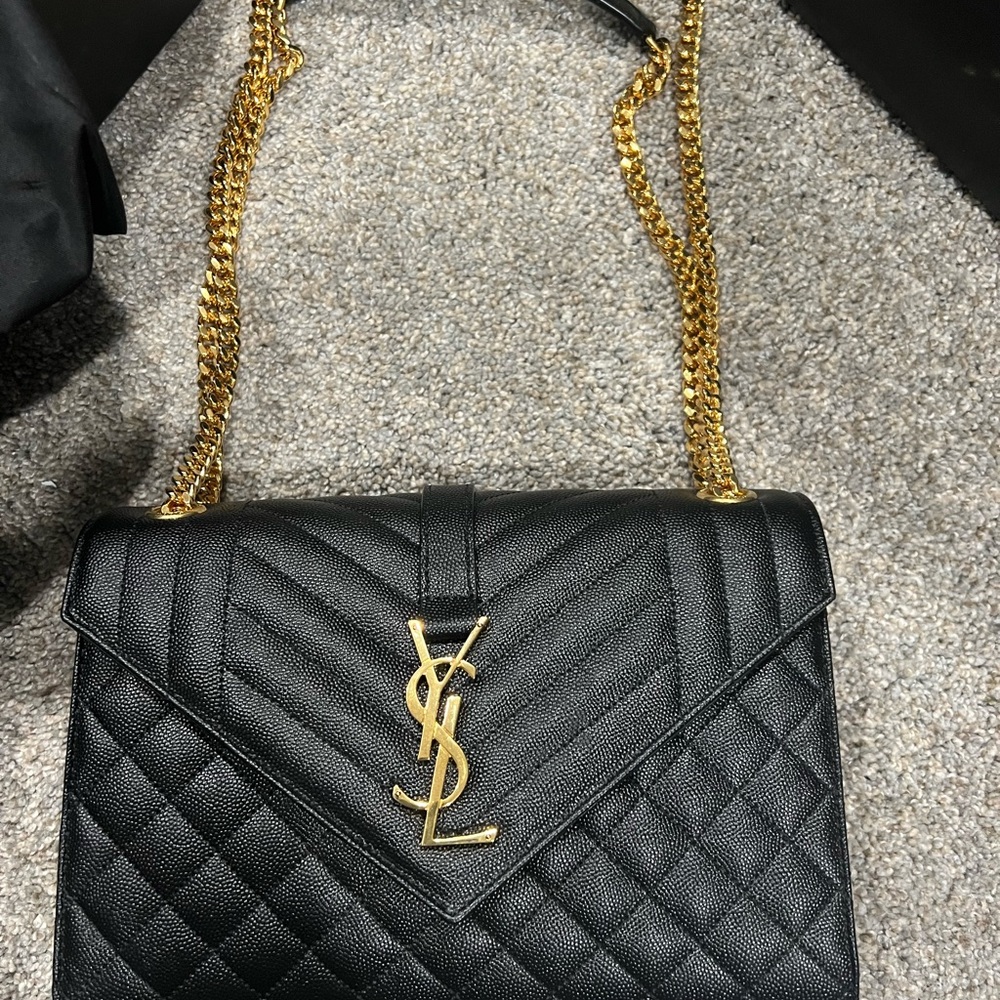 Saint Laurent black envelope purse, medium bag, gold chain, NEVER USED